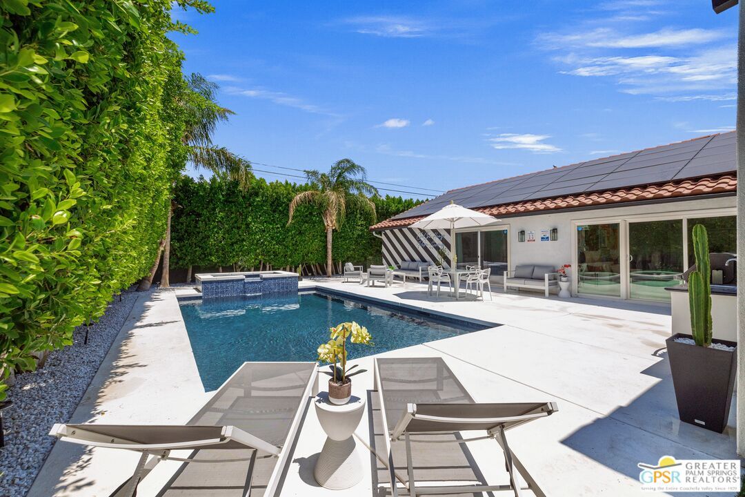 Exterior, Pool, Solar Panels