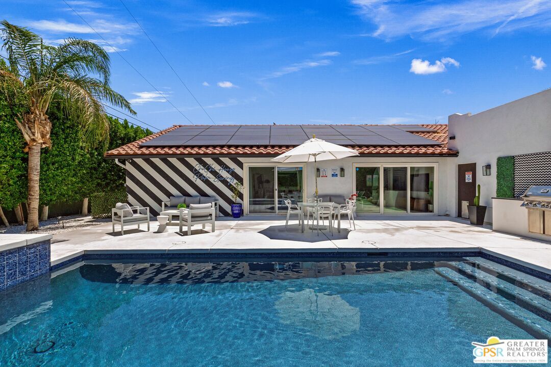 Exterior, Pool, Solar Panels