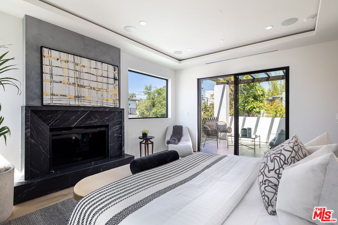 Bedroom, Fireplace, Interior, Recessed Lighting