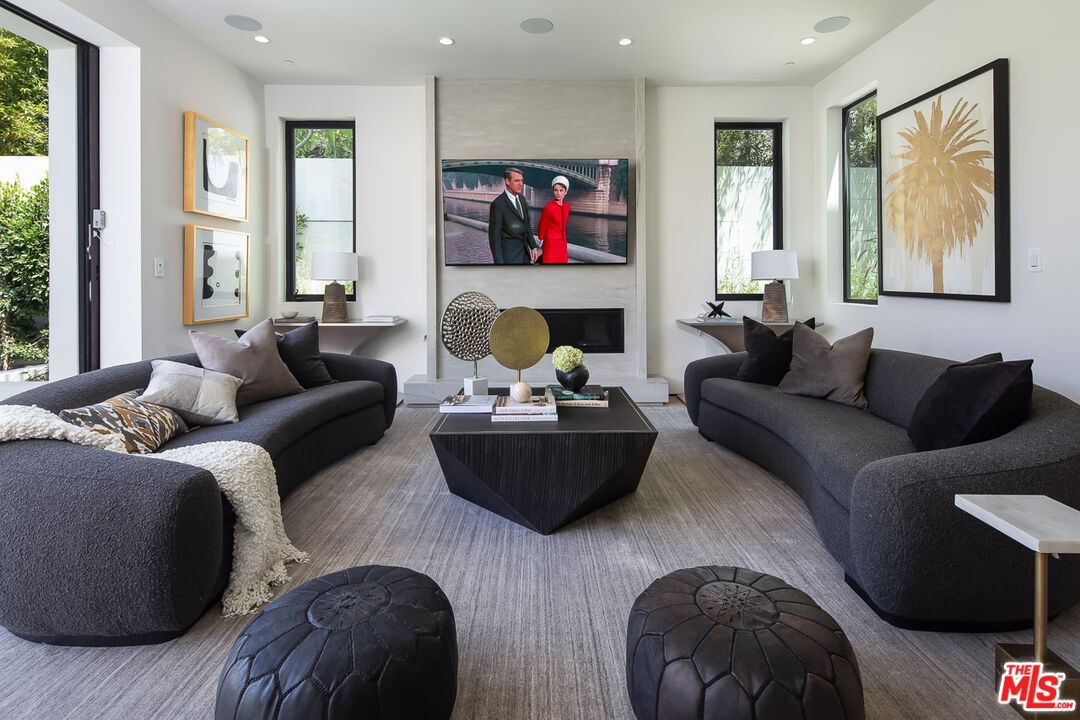 Fireplace, Interior, Living room, Recessed Lighting