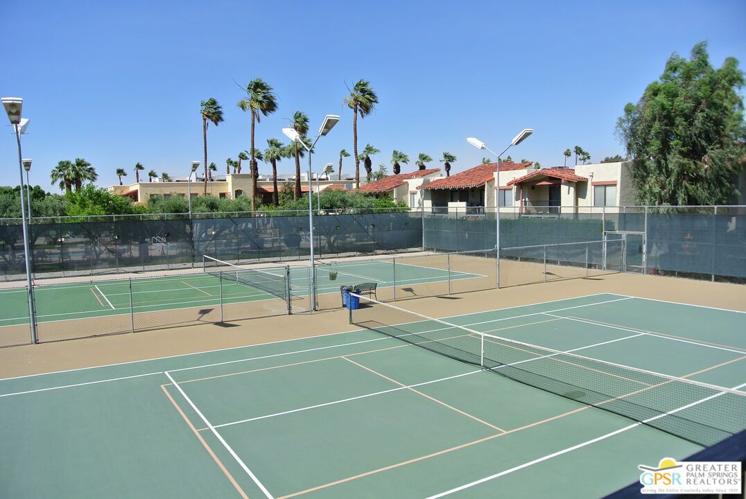Exterior, Tennis Courts