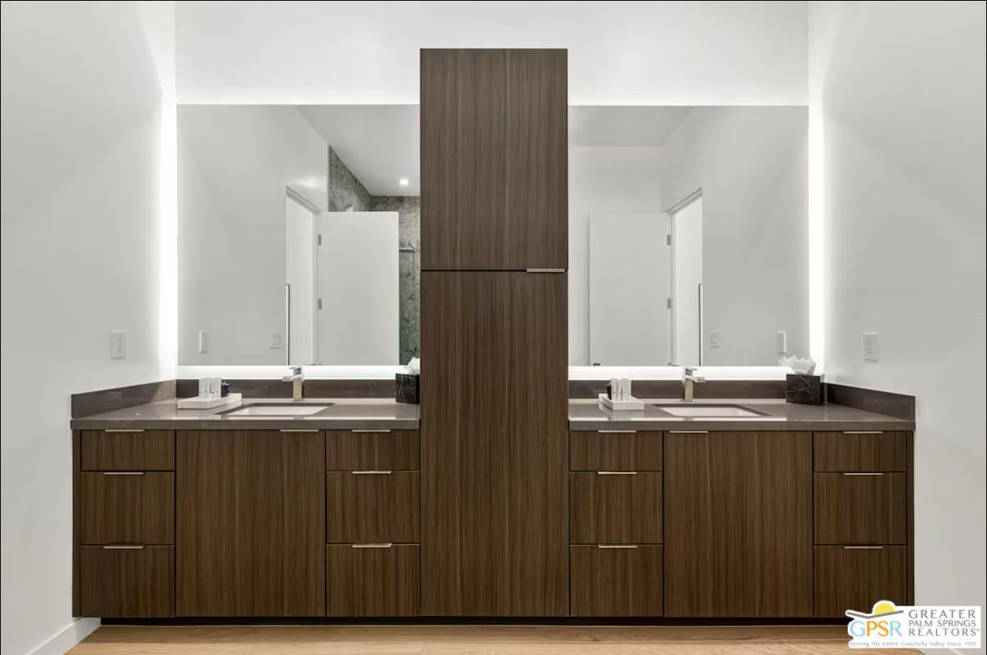 Bathroom, Dual Sink Vanities, Interior, Wood Texture Flooring
