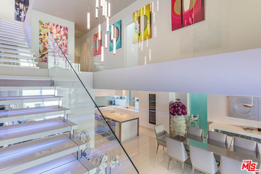 Dining room, Interior, Pendant Lights, Recessed Lighting