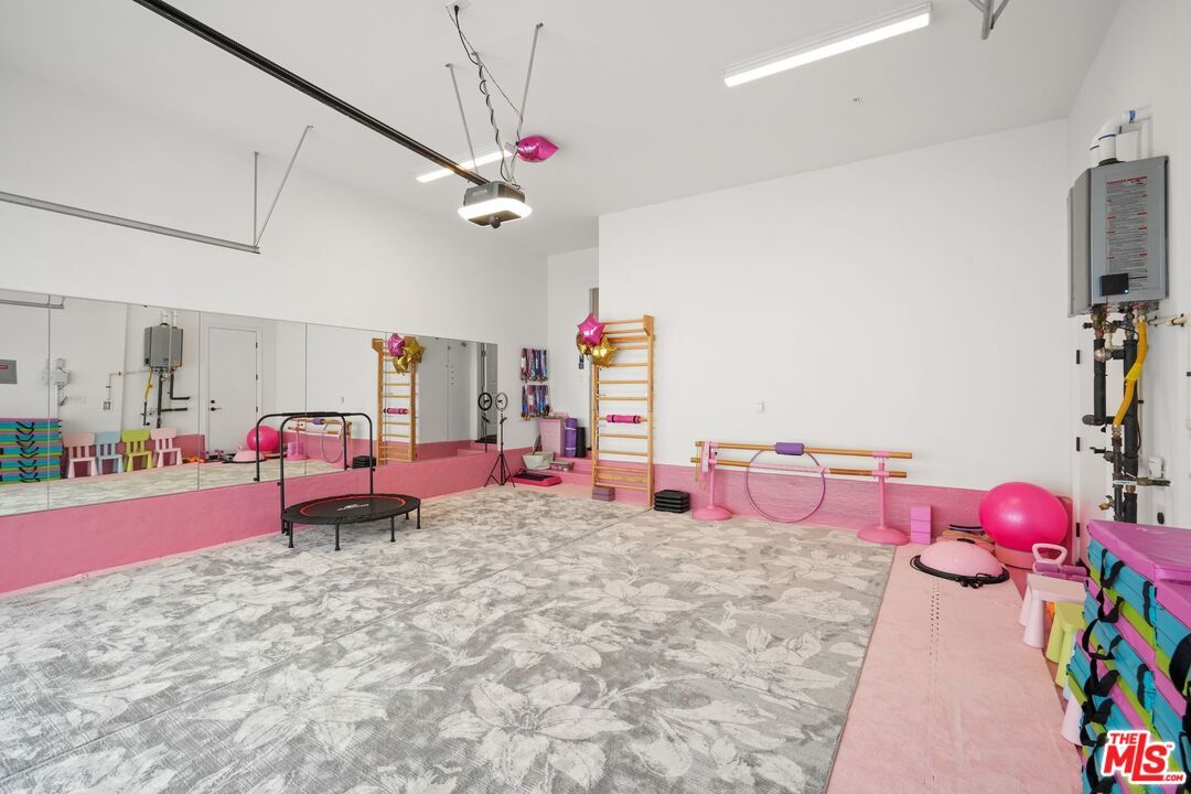 Fitness Equipment, Interior