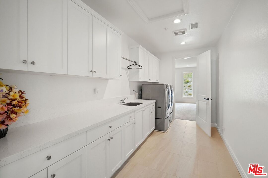 Interior, Recessed Lighting, Washer