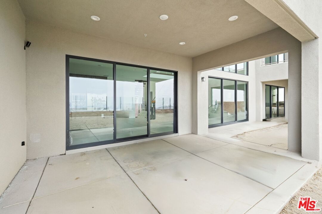 Exterior, Recessed Lighting