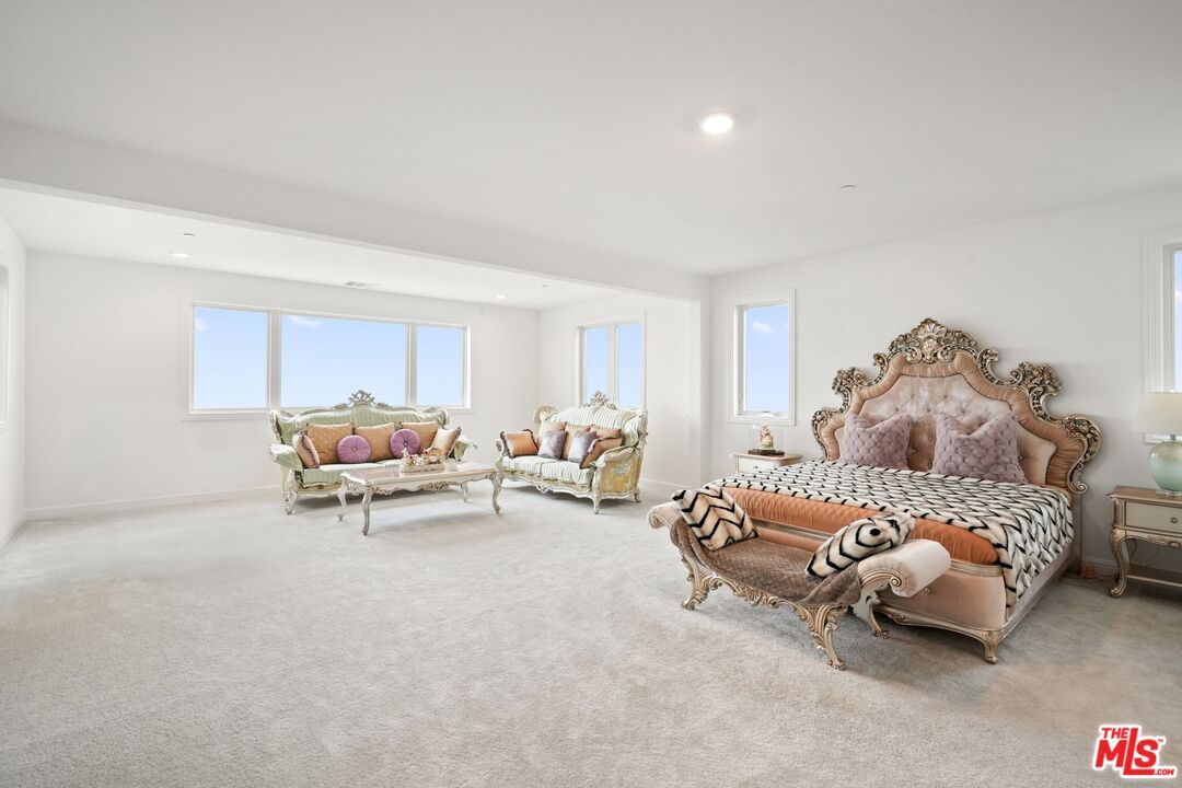 Bedroom, Interior, Living room, Recessed Lighting