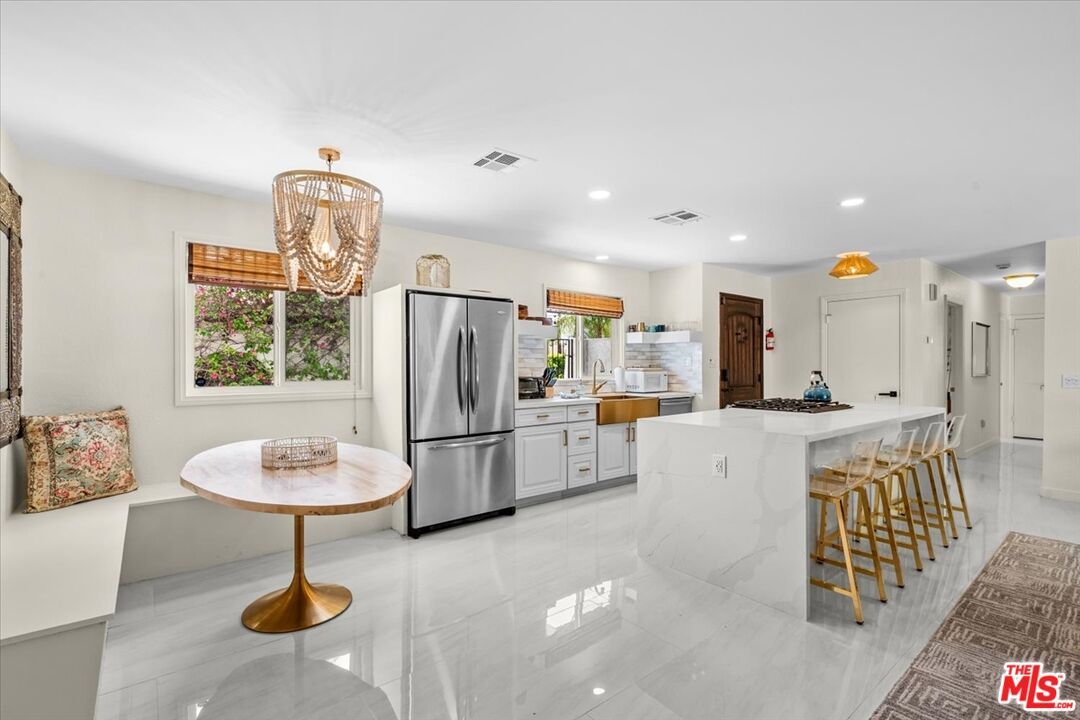 Chandelier, Interior, Kitchen, Recessed Lighting, Stainless Steel Appliances