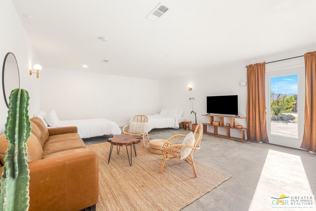 Bedroom, Interior, Living room, Recessed Lighting