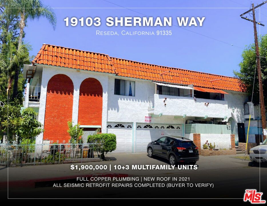 Attached, Exterior, Facade, Spanish Mediterranean