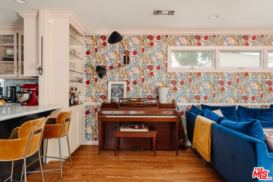 Interior, Living room, Piano, Recessed Lighting, Wood Texture Flooring
