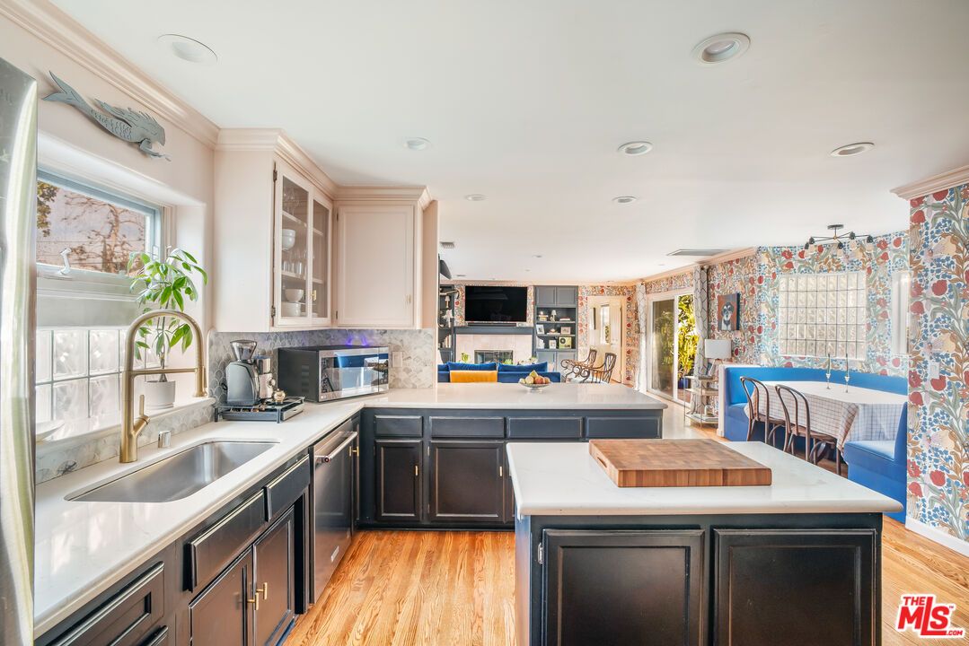 Interior, Kitchen, Recessed Lighting, Wood Texture Flooring