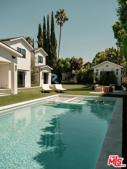 Backyard, Exterior, Pool