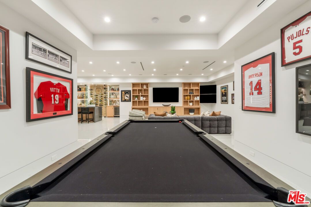 Billiard Table, Game Room, Interior, Recessed Lighting