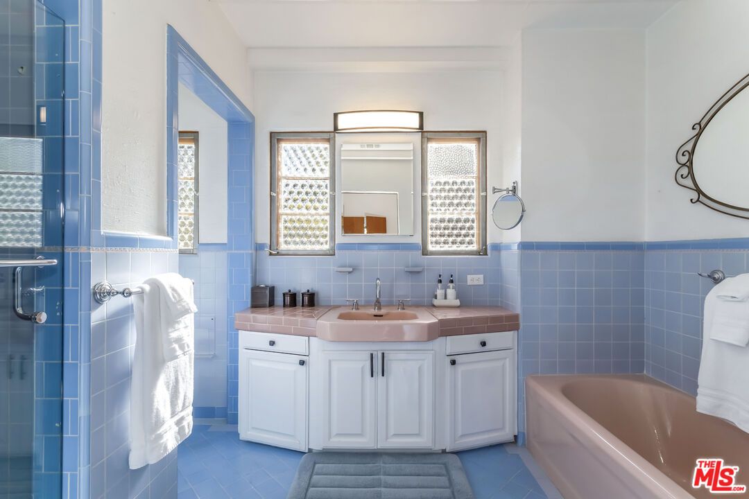 Bathroom, Dual Sink Vanities, Interior, Tile Countertops