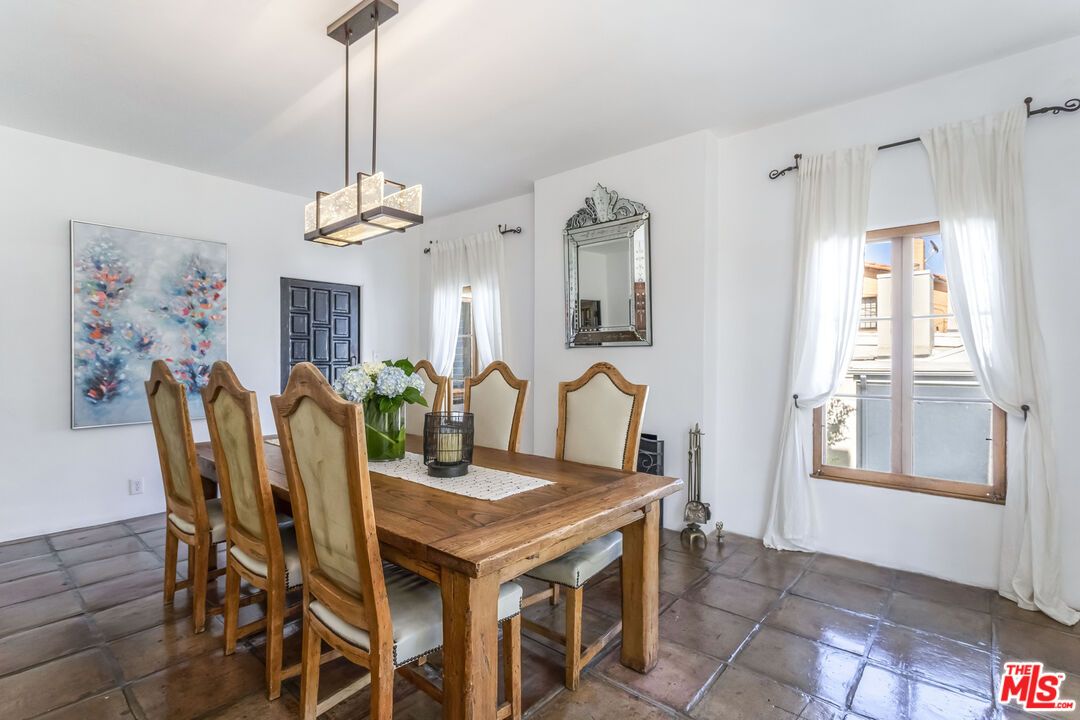 Dining room, Interior, Pendant Lights
