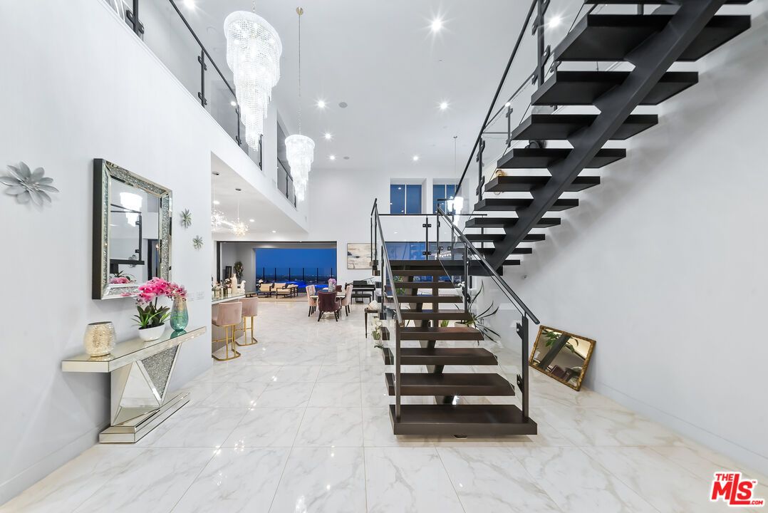 Chandelier, Interior, Marble, Recessed Lighting