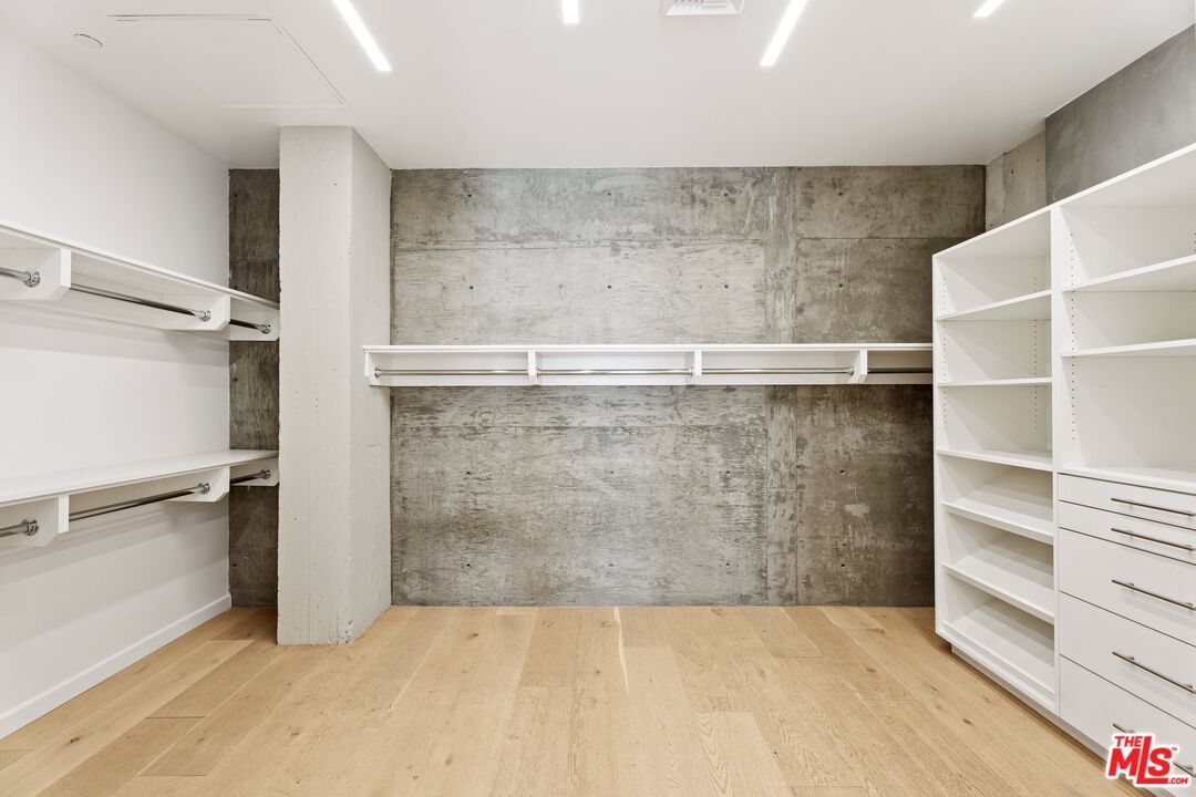 Interior, Recessed Lighting, Walk-in Closets, Wood Texture Flooring