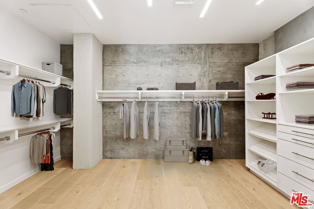 Interior, Recessed Lighting, Walk-in Closets, Wood Texture Flooring