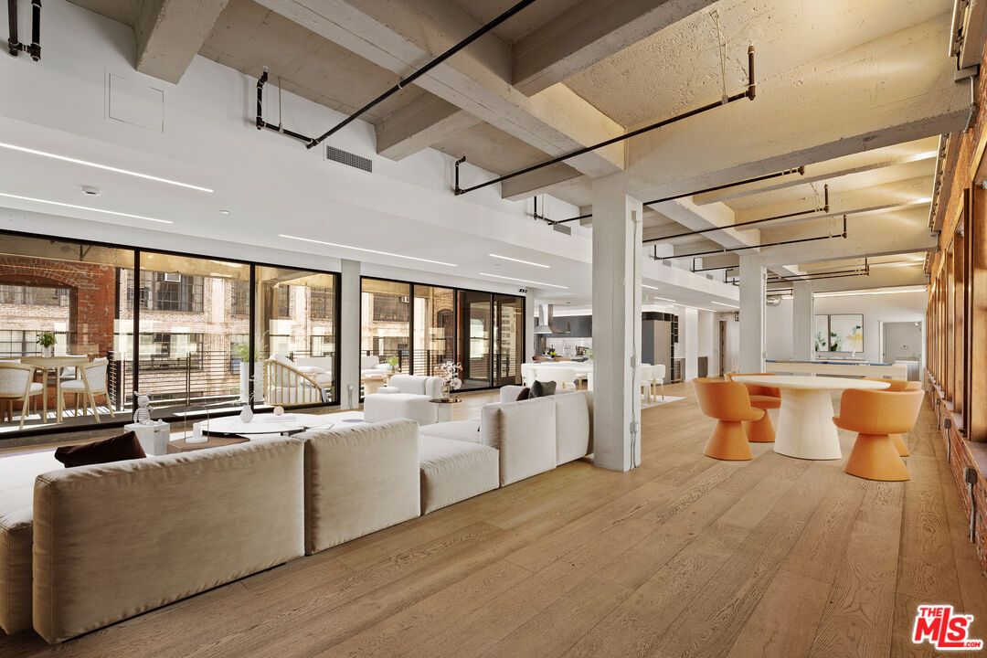 Dining room, Interior, Living room, Pendant Lights, Recessed Lighting, Wood Texture Flooring