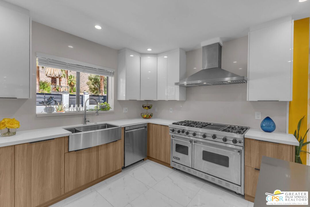 Interior, Kitchen, Marble, Recessed Lighting, Stainless Steel Appliances