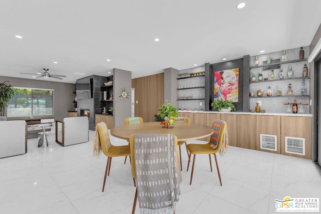 Dining room, Interior, Living room, Marble, Recessed Lighting