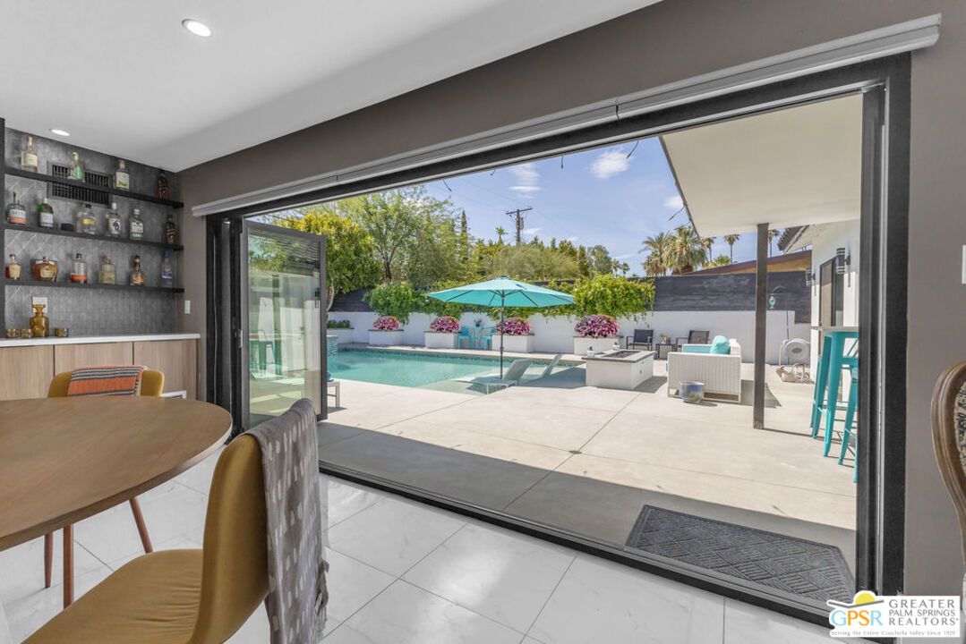 Interior, Pool, Recessed Lighting