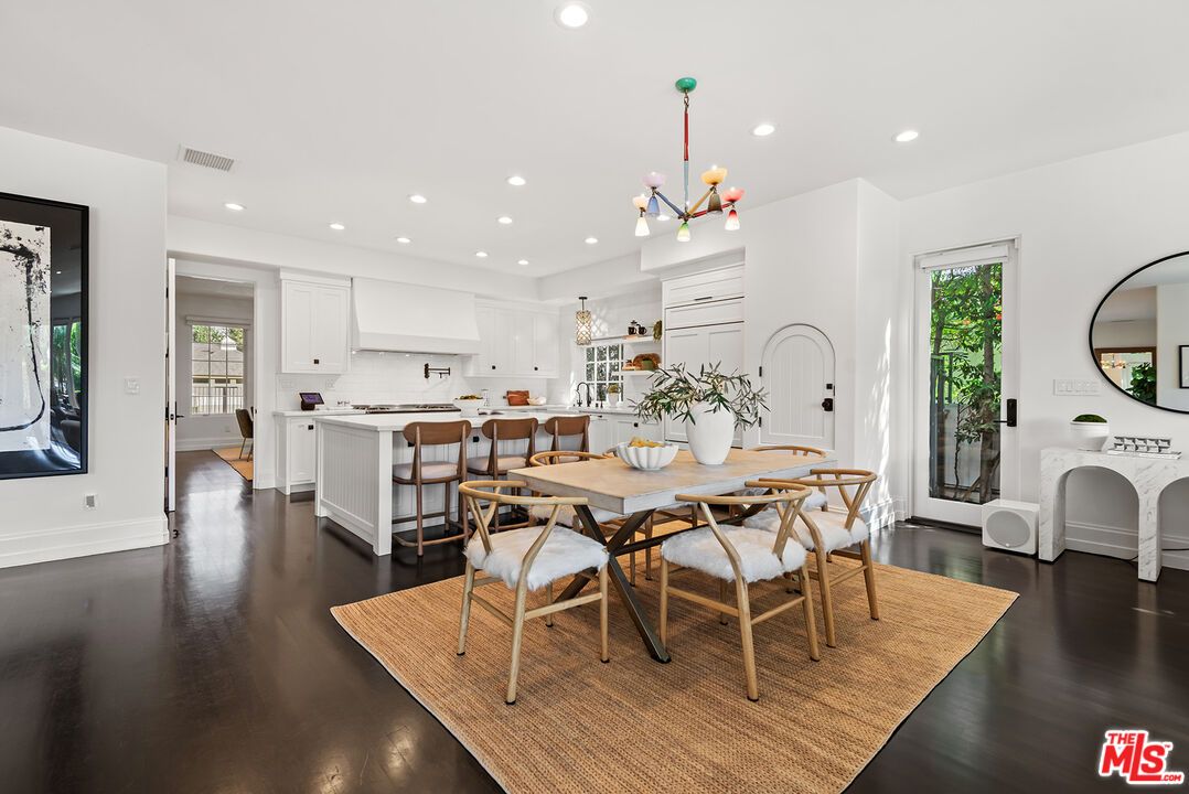 Dining room, Interior, Kitchen, Recessed Lighting, Wood Texture Flooring