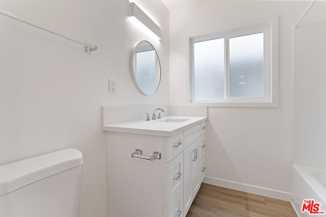 Bathroom, Dual Sink Vanities, Interior, Wood Texture Flooring