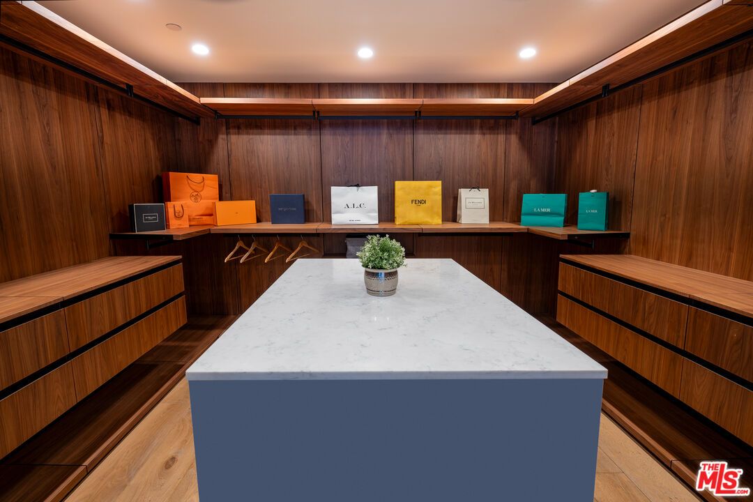 Interior, Recessed Lighting, Wood Texture Flooring, Wooden Walls