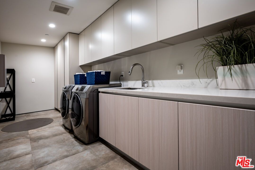 Interior, Recessed Lighting, Washer