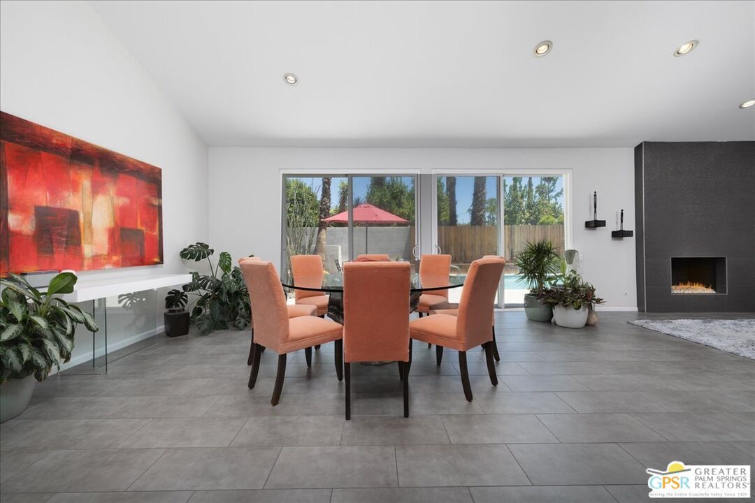 Dining room, Fireplace, Interior, Recessed Lighting
