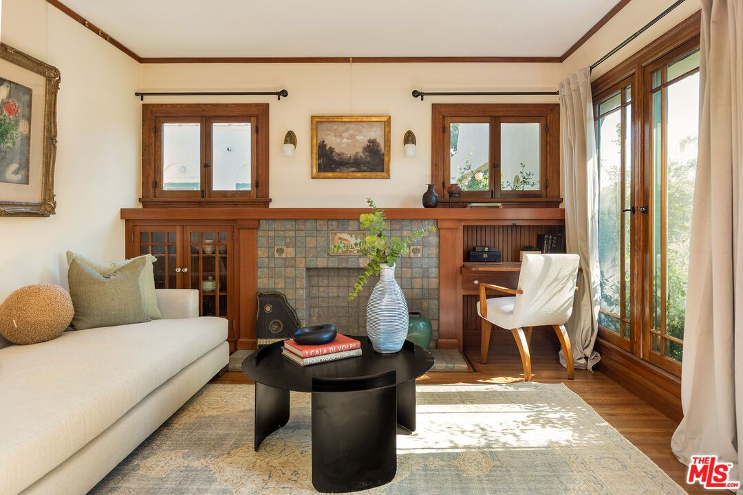 Fireplace, Interior, Pendant Lights, Wood Texture Flooring