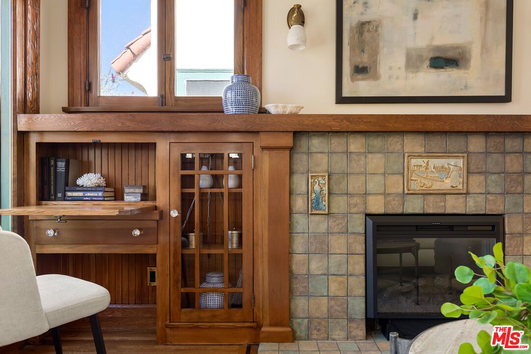 Fireplace, Interior, Wood Texture Flooring