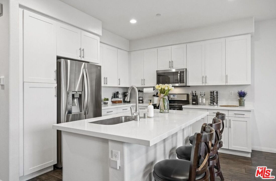 DE Listing image placeholder