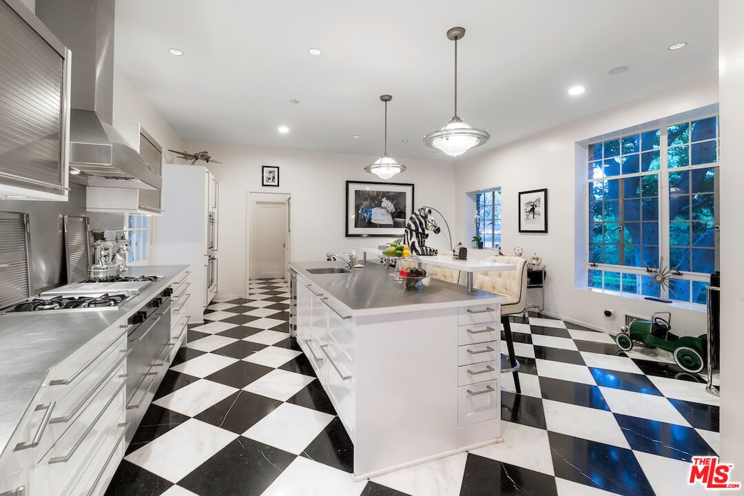 Interior, Kitchen, Pendant Lights, Recessed Lighting