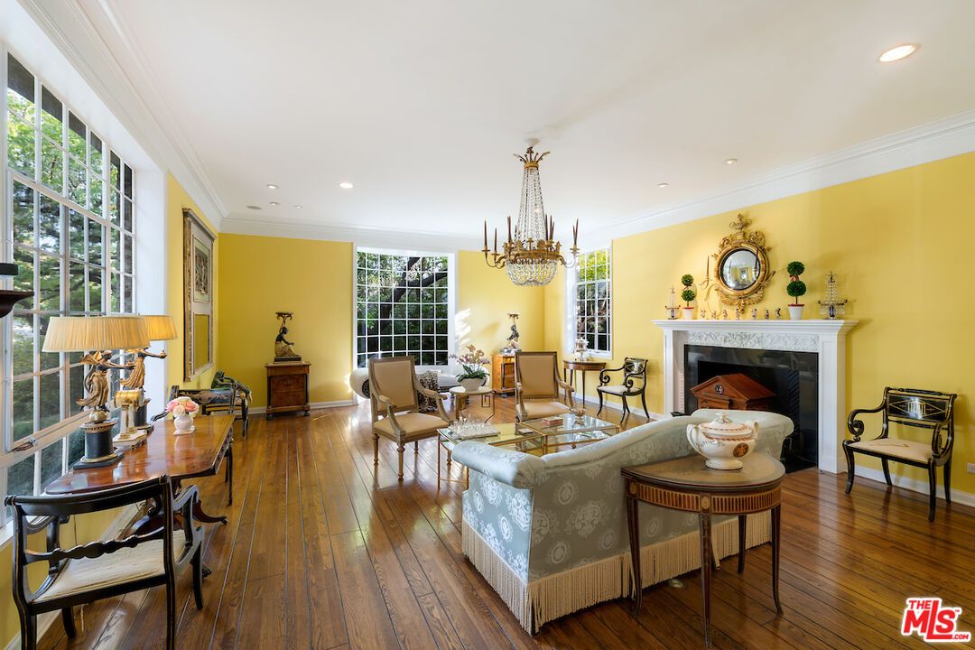 Chandelier, Fireplace, Interior, Living room, Recessed Lighting, Wood Texture Flooring