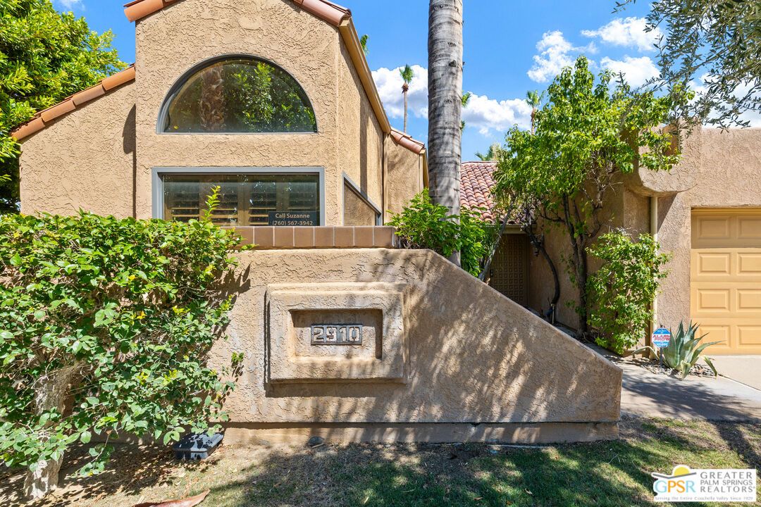 Attached, Exterior, Facade, Spanish Mediterranean