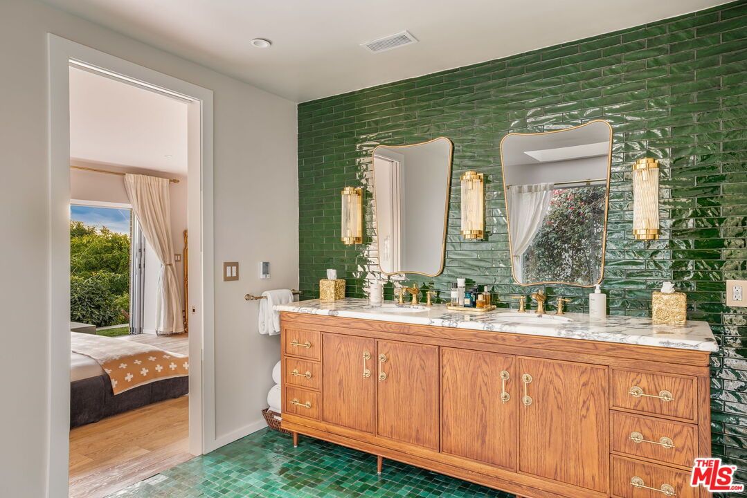 Bathroom, Dual Sink Vanities, Interior, Recessed Lighting, Wood Texture Flooring