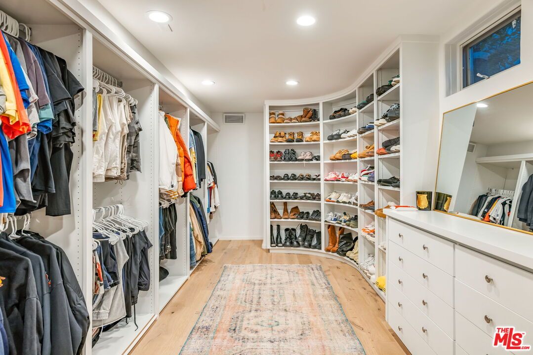 Interior, Recessed Lighting, Walk-in Closets, Wood Texture Flooring
