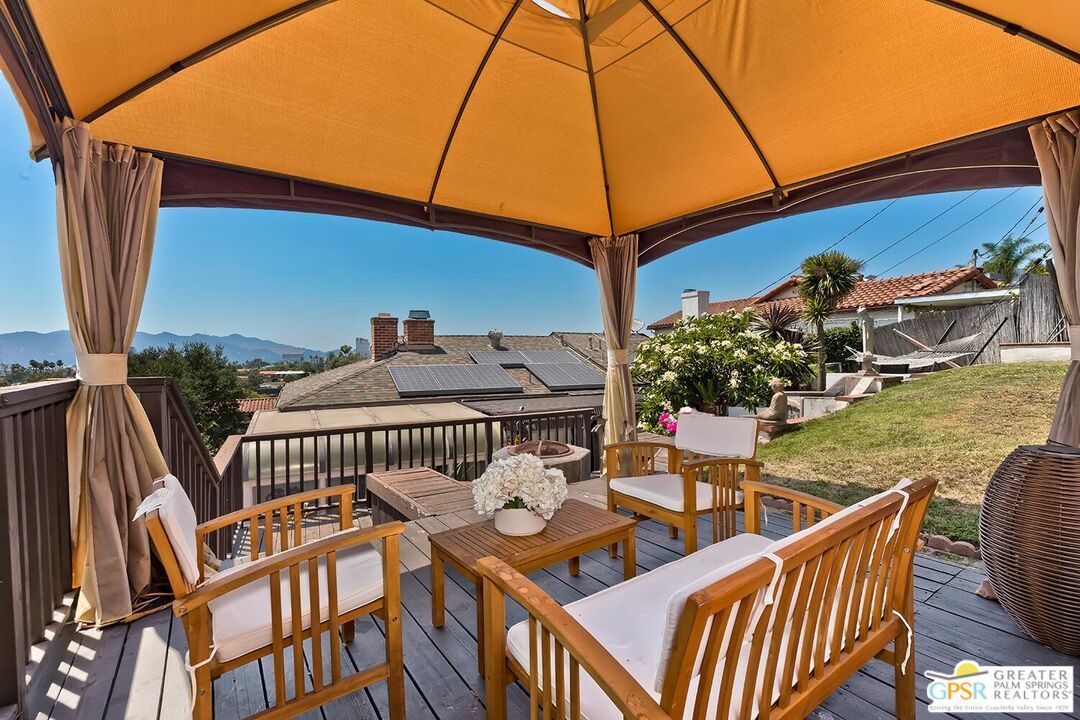 Exterior, Solar Panels