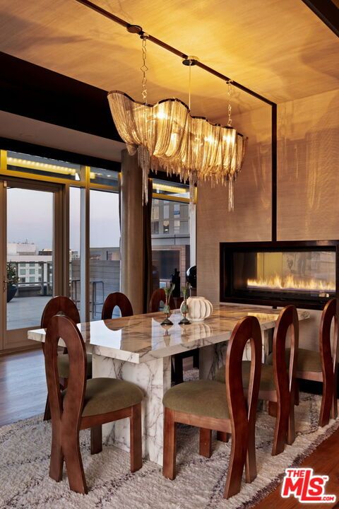 Chandelier, Dining room, Fireplace, Interior, Wood Texture Flooring