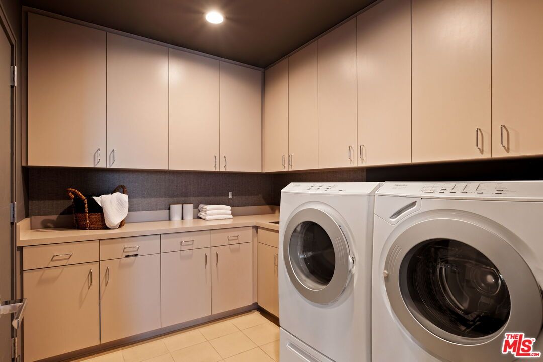 Interior, Recessed Lighting, Washer