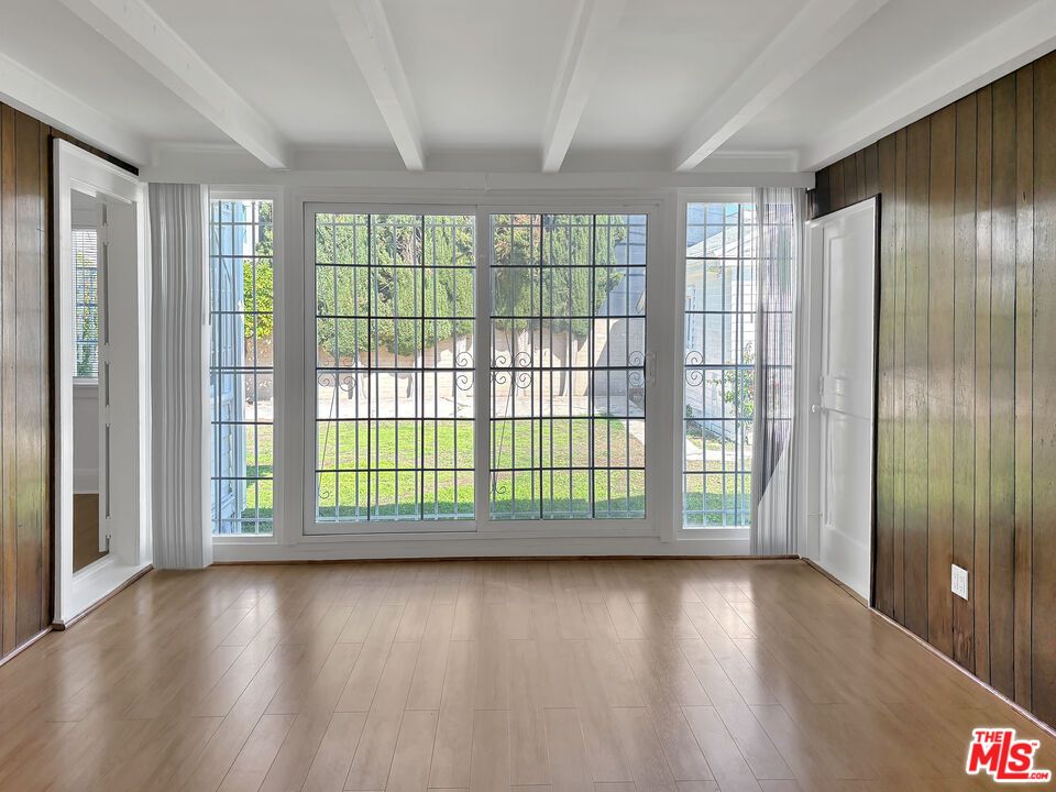 Empty room, Interior, Wood Texture Flooring, Wooden Walls