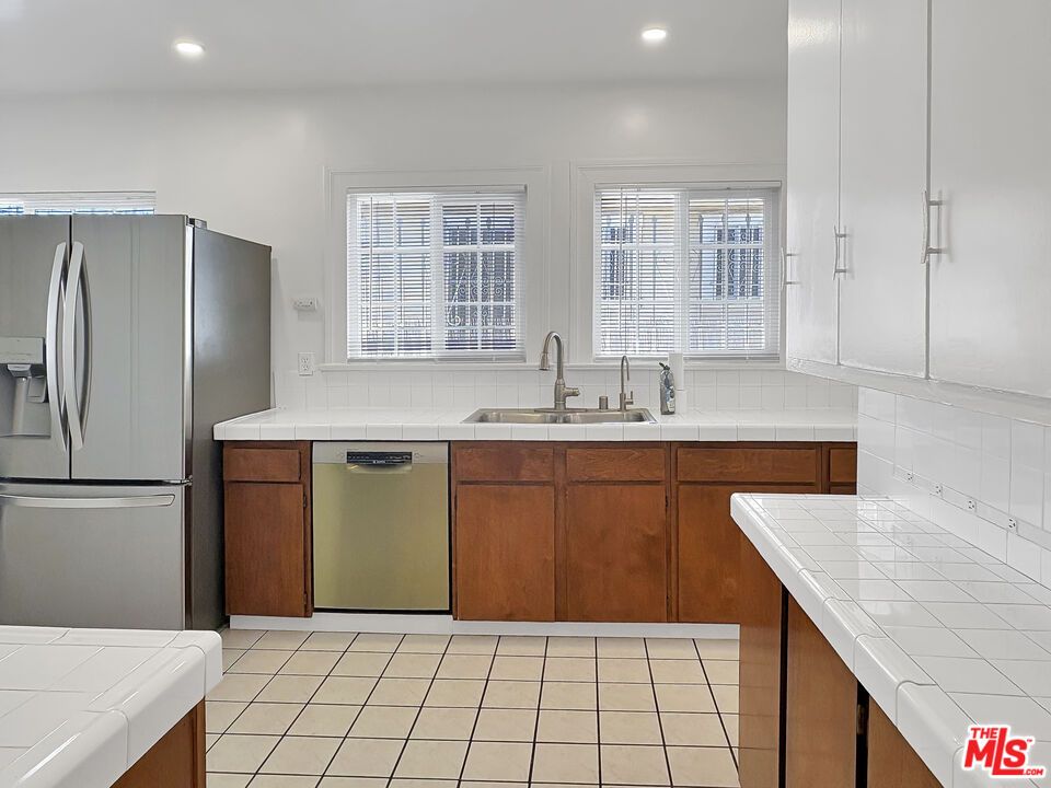 Interior, Kitchen, Recessed Lighting, Stainless Steel Appliances, Tile Countertops