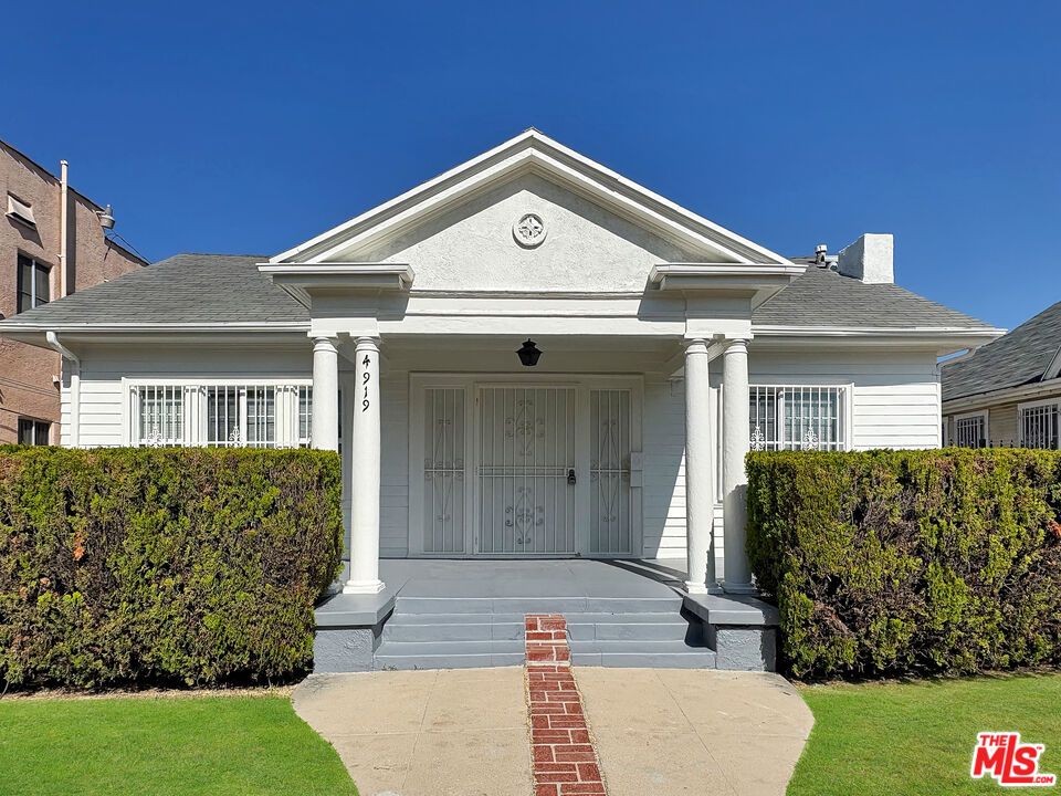 Exterior, Facade, American Craftsman