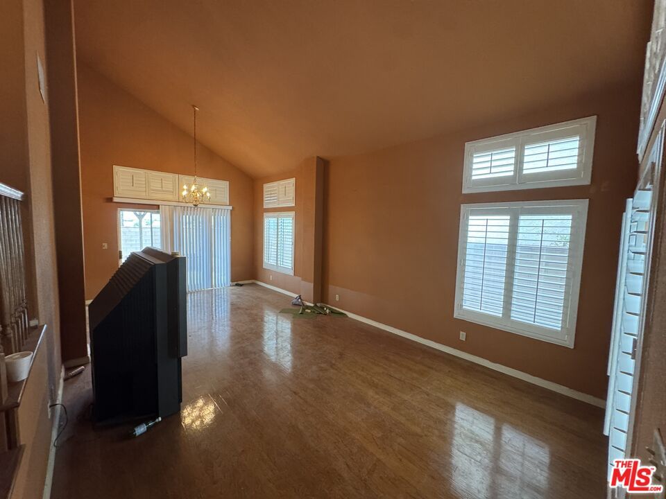 Chandelier, Empty room, Interior, Pendant Lights, Wood Texture Flooring