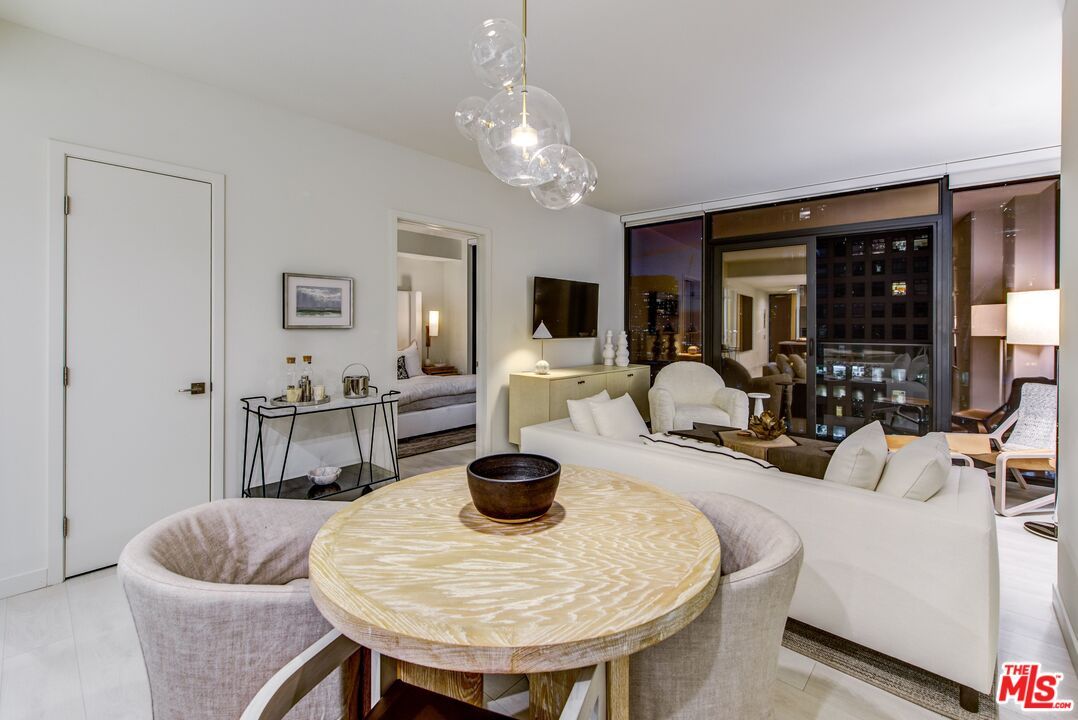 Interior, Living room, Pendant Lights