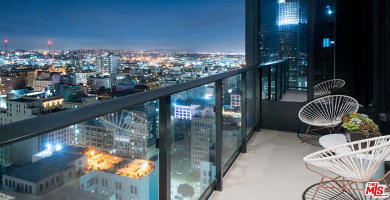 Exterior, Other, Skyline