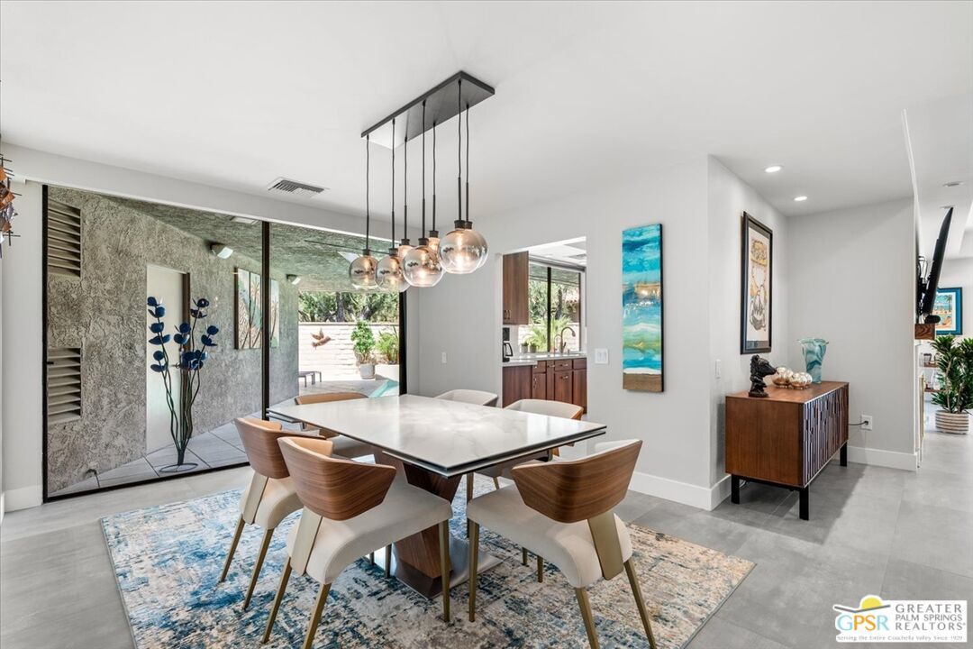 Dining room, Interior, Pendant Lights, Recessed Lighting